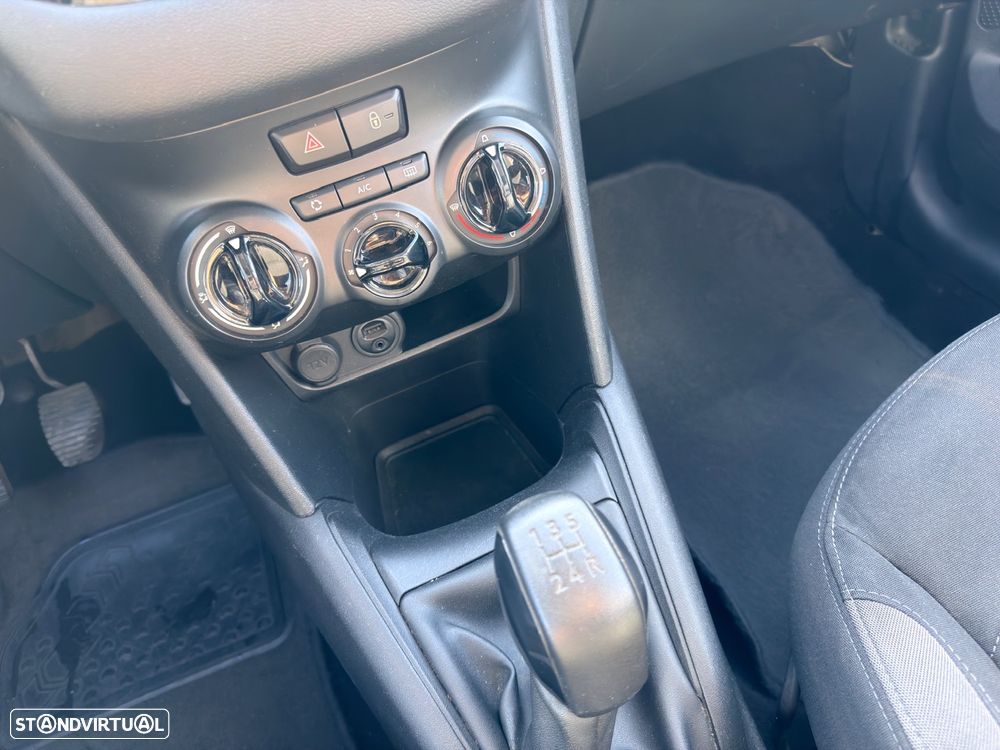 Peugeot 208 1.2 PureTech Allure - 19