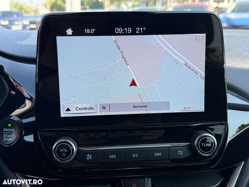 Ford Fiesta 1.0 EcoBoost S&S Aut. TITANIUM - 12