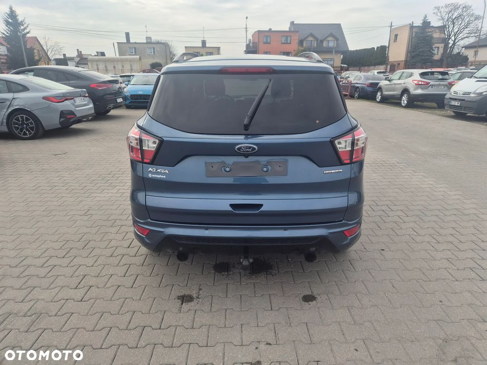 Ford Kuga 1.5 EcoBoost 2x4 ST-Line - 9