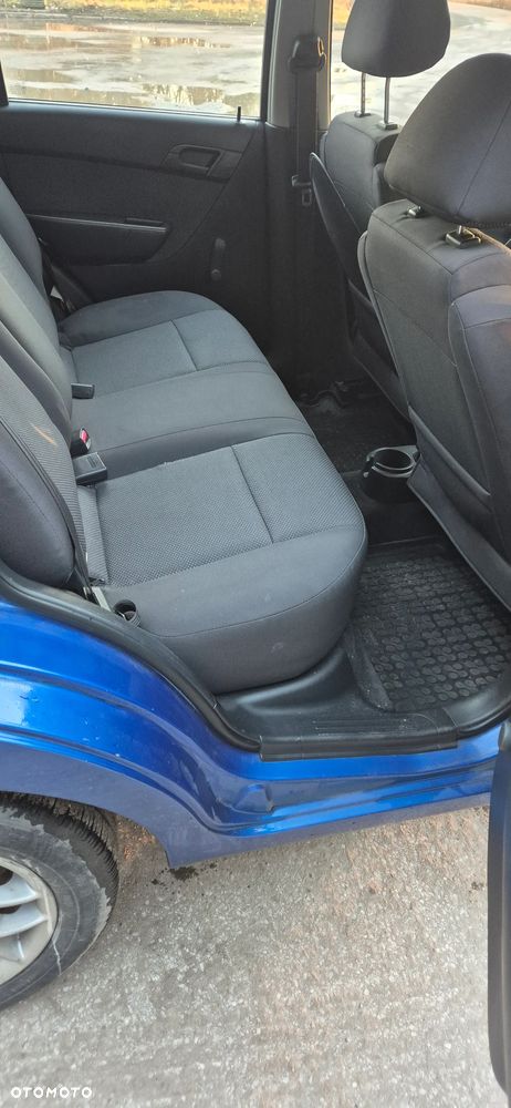 Chevrolet Aveo 1.2 16V Base - 9