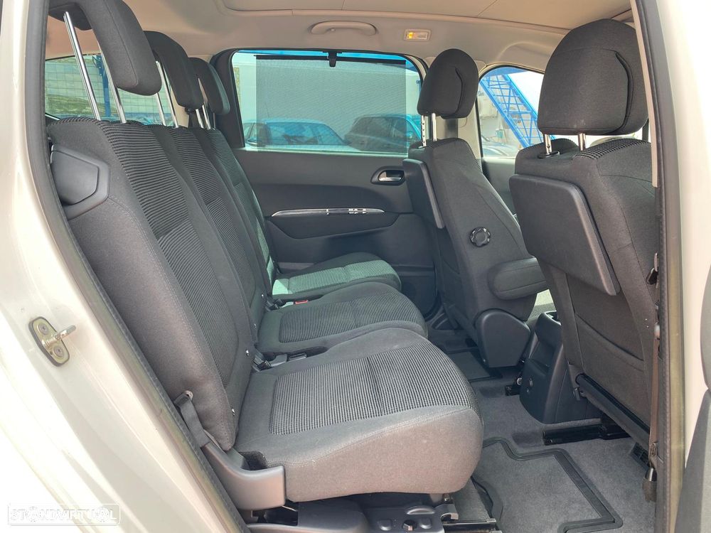 Peugeot 5008 1.6 HDi Allure - 16