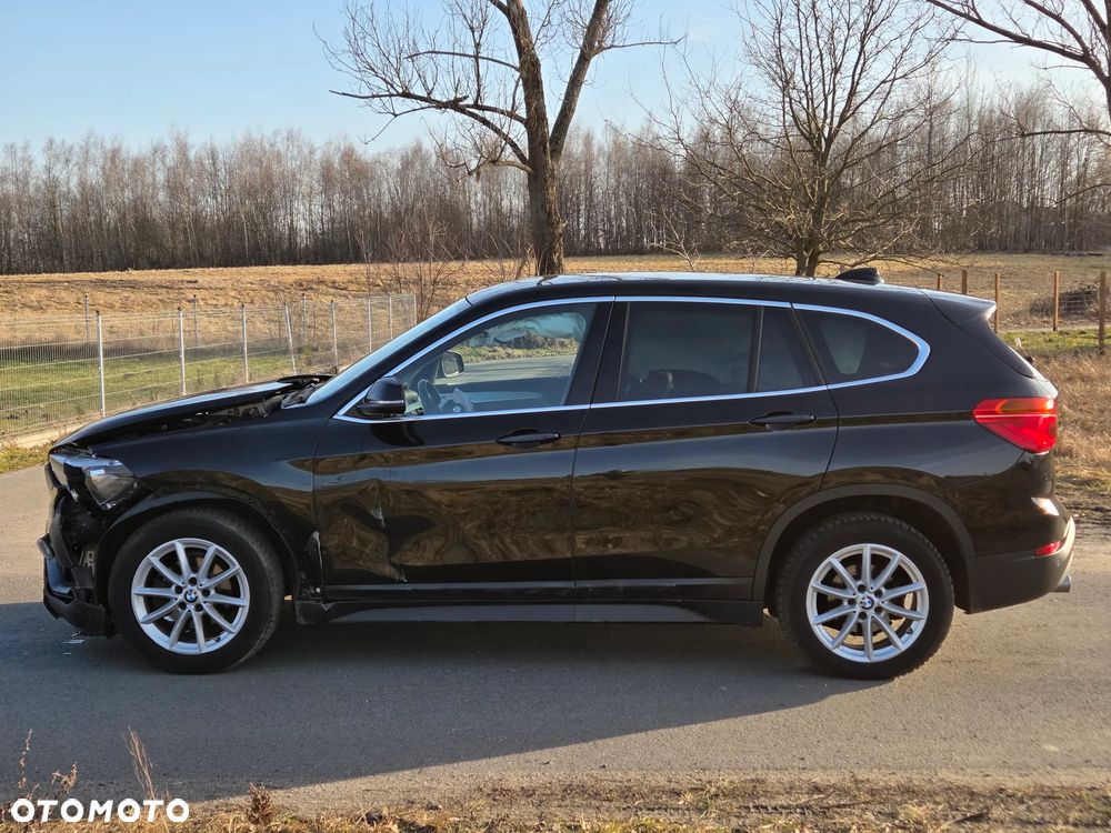 BMW X1 sDrive16d Sport Line - 4