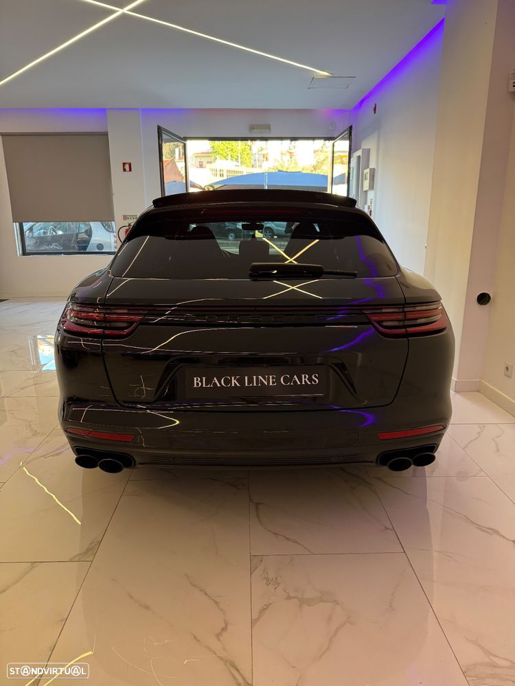 Porsche Panamera Sport Turismo 4 E-Hybrid - 3