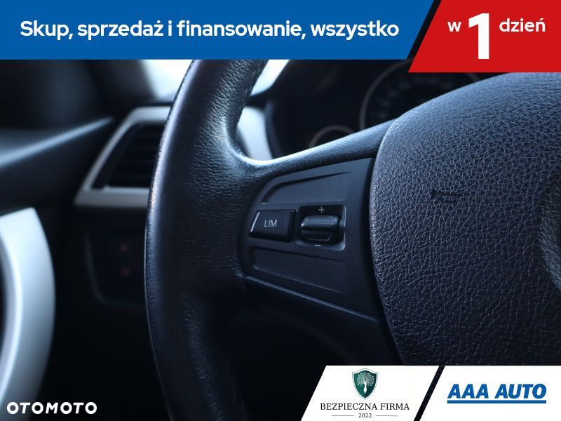 BMW Seria 3 - 17