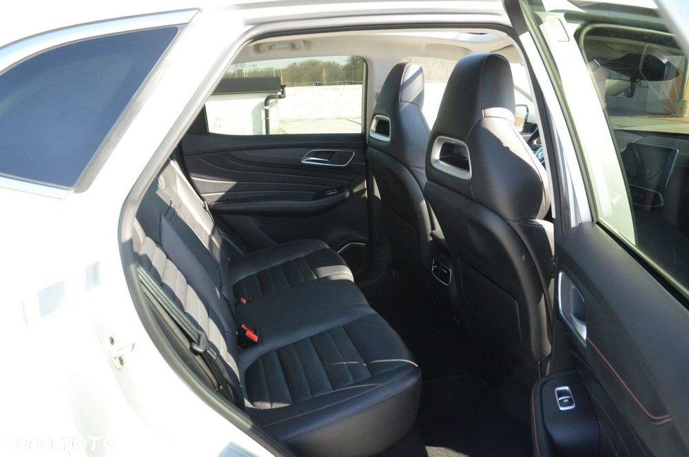 MG HS 1.5T-GDI Luxury - 34