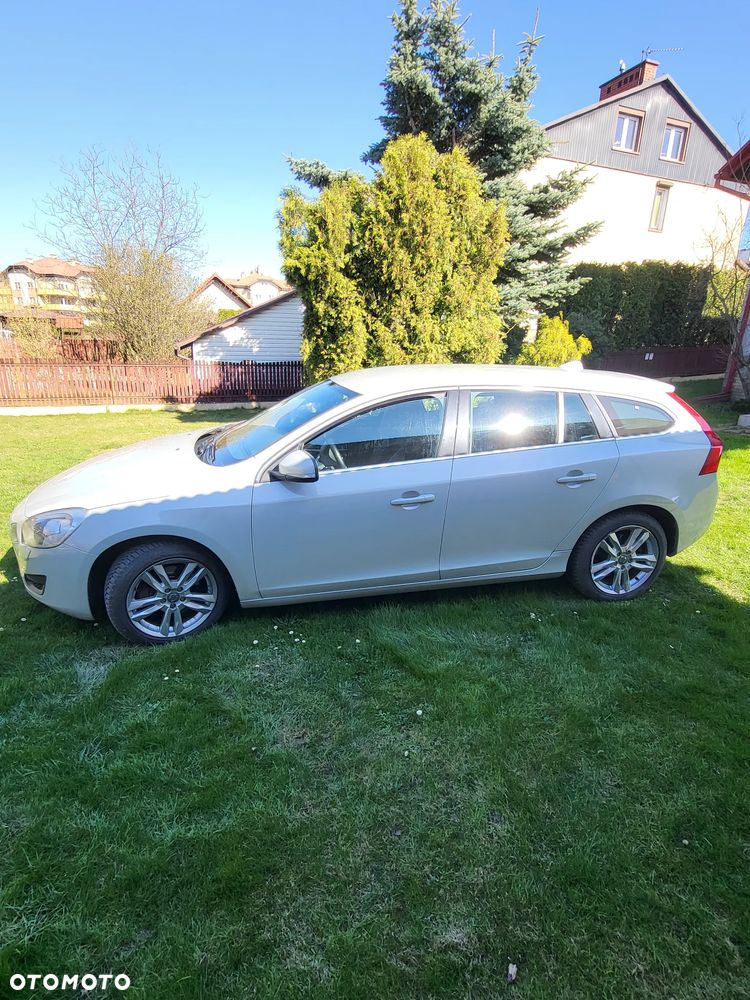 Volvo V60 D5 AWD - 3