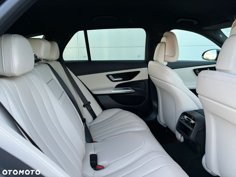 Mercedes-Benz Klasa E 200 d mHEV AMG 9G-Tronic - 6