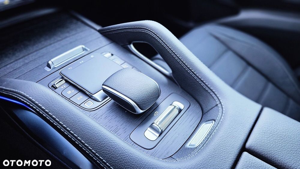 Mercedes-Benz GLE - 12