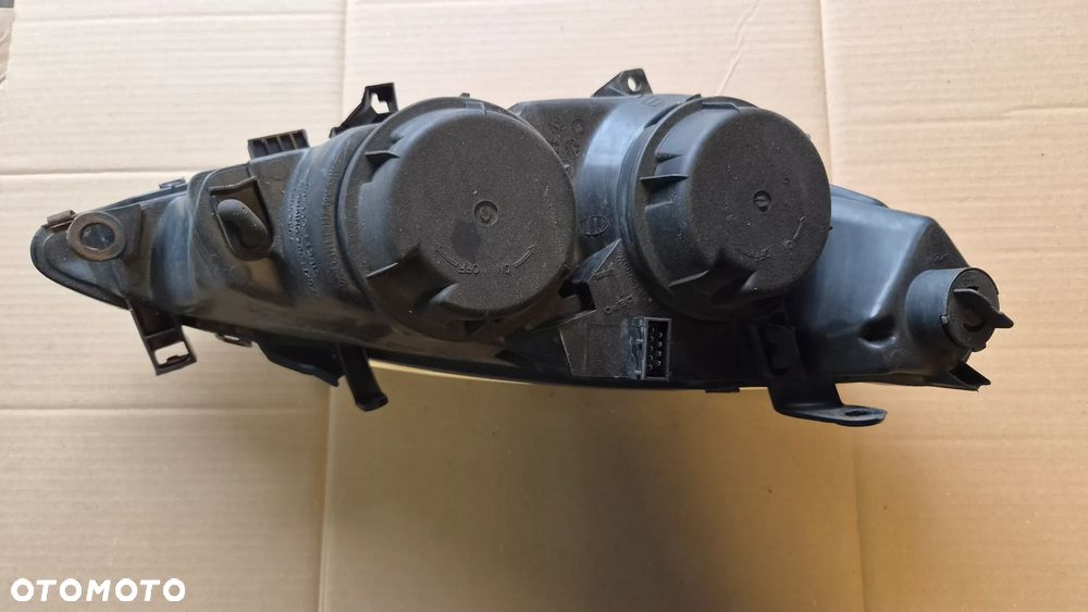 Lampa przód lewy Peugeot 307 01-05 - 4