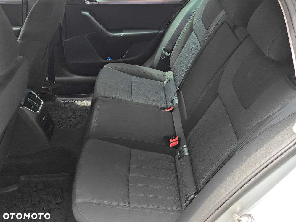 Skoda Octavia 1.5 TSI ACT Style - 15