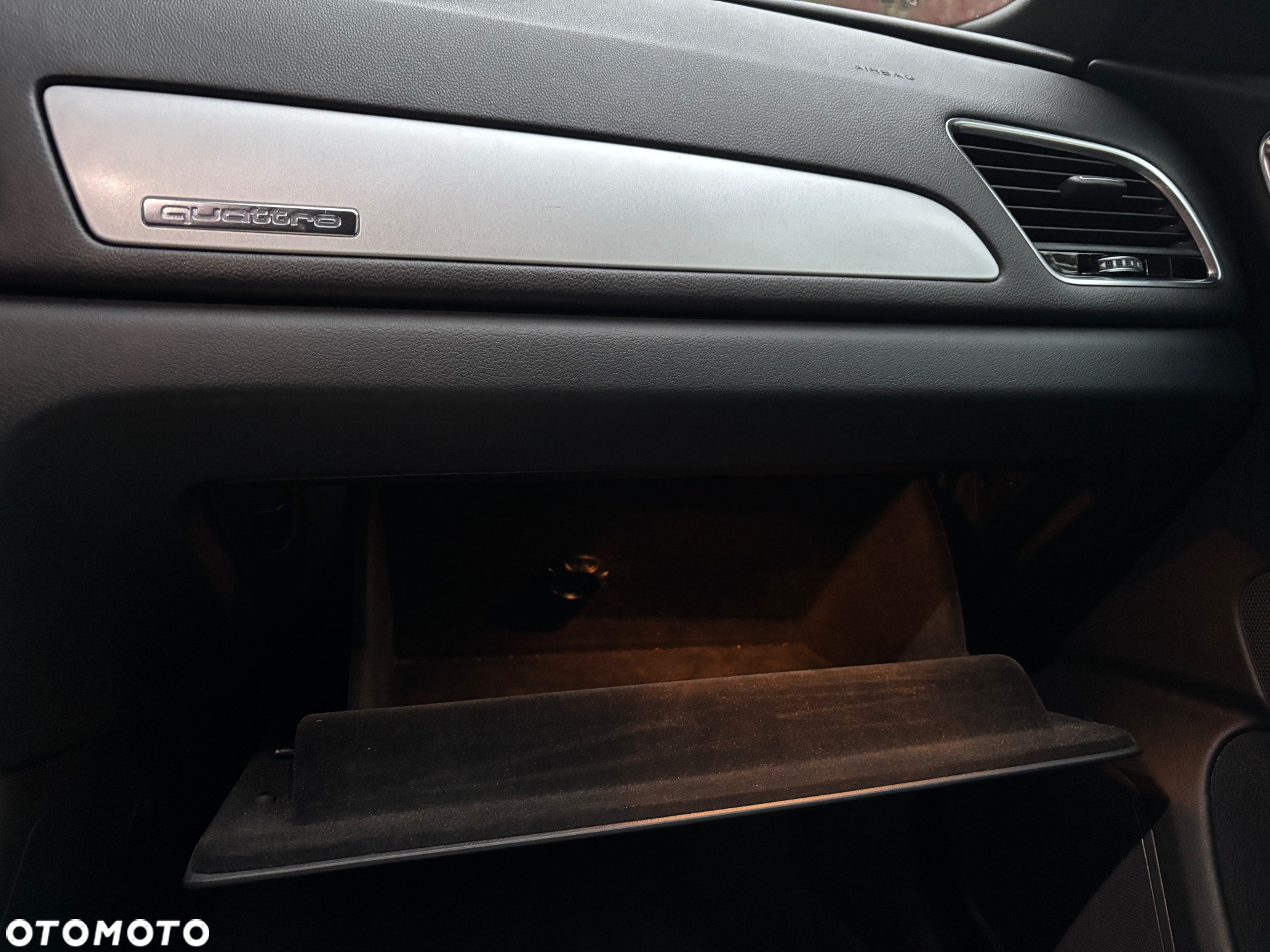 Audi Q3 2.0 TDI quattro S tronic - 28