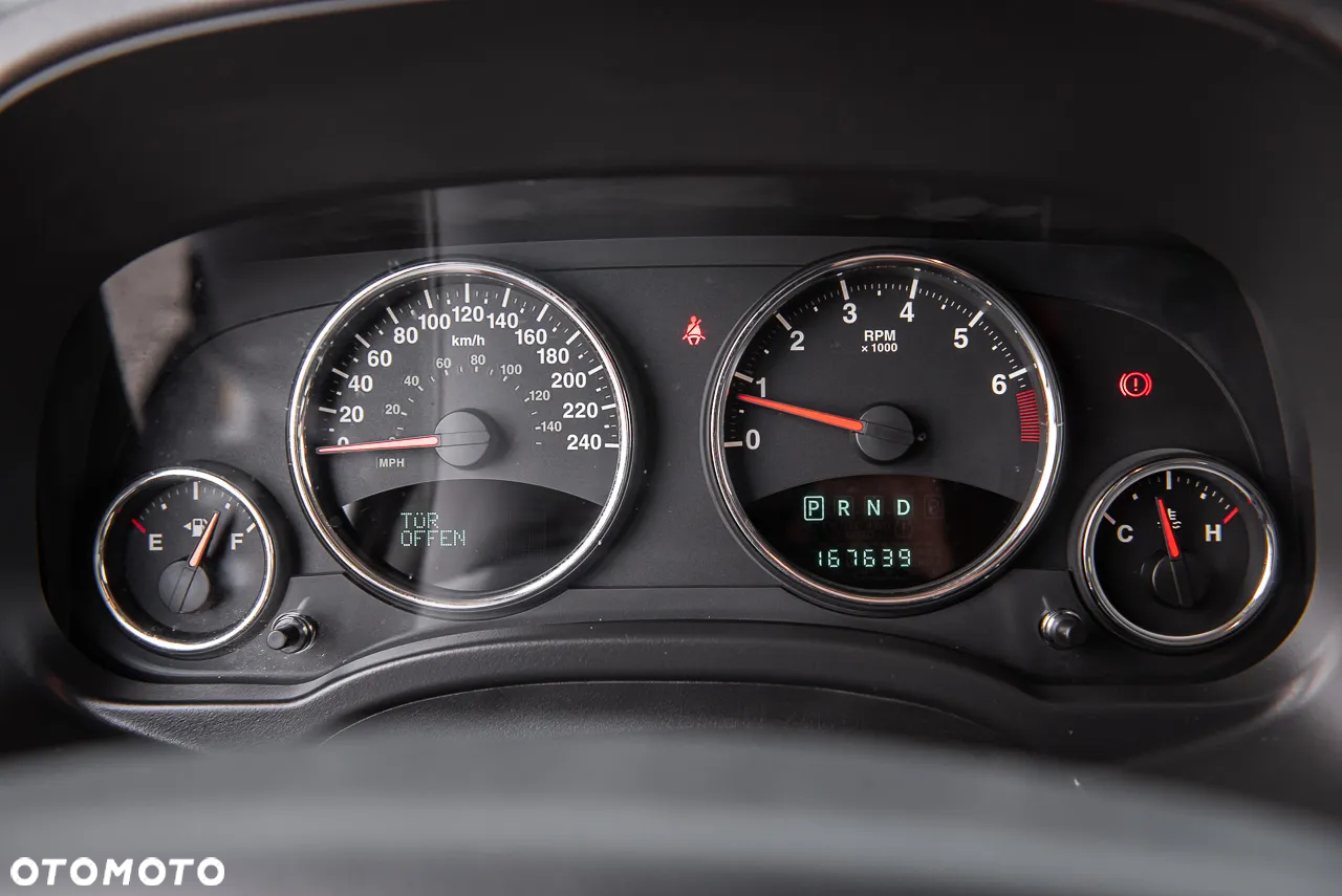 Jeep Patriot 2.4 Limited CVT2 - 18