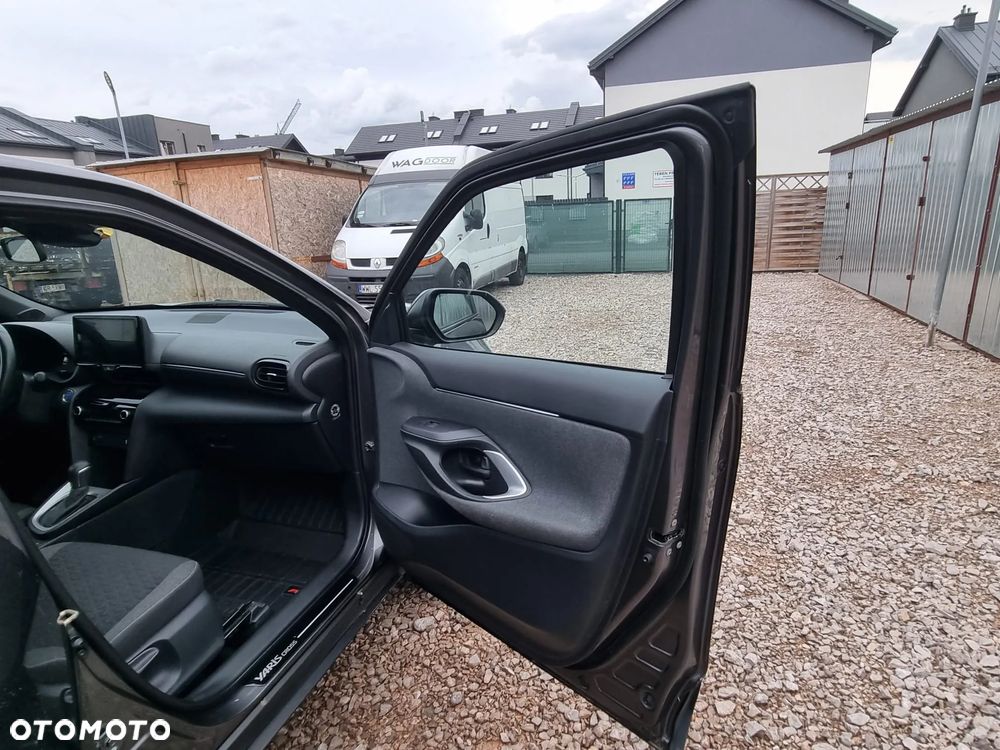 Toyota Yaris Cross - 25