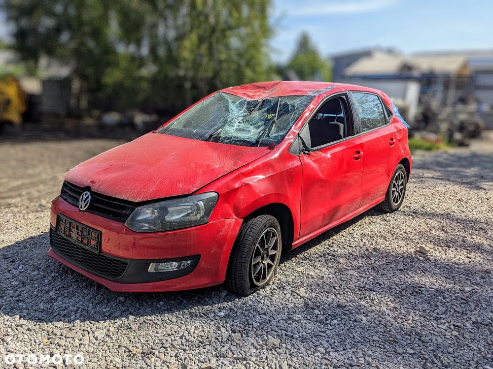 Volkswagen Polo 1,2 CGP 2012 na części - 1