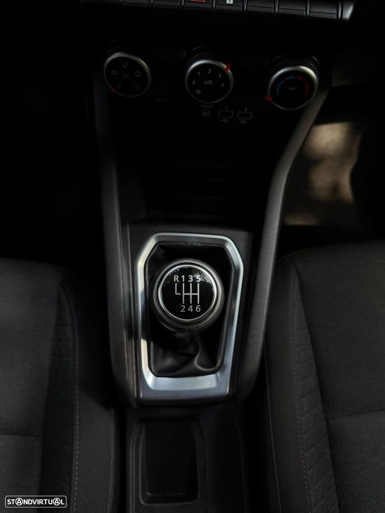 Renault Clio 1.0 TCe Intens Bi-Fuel - 29