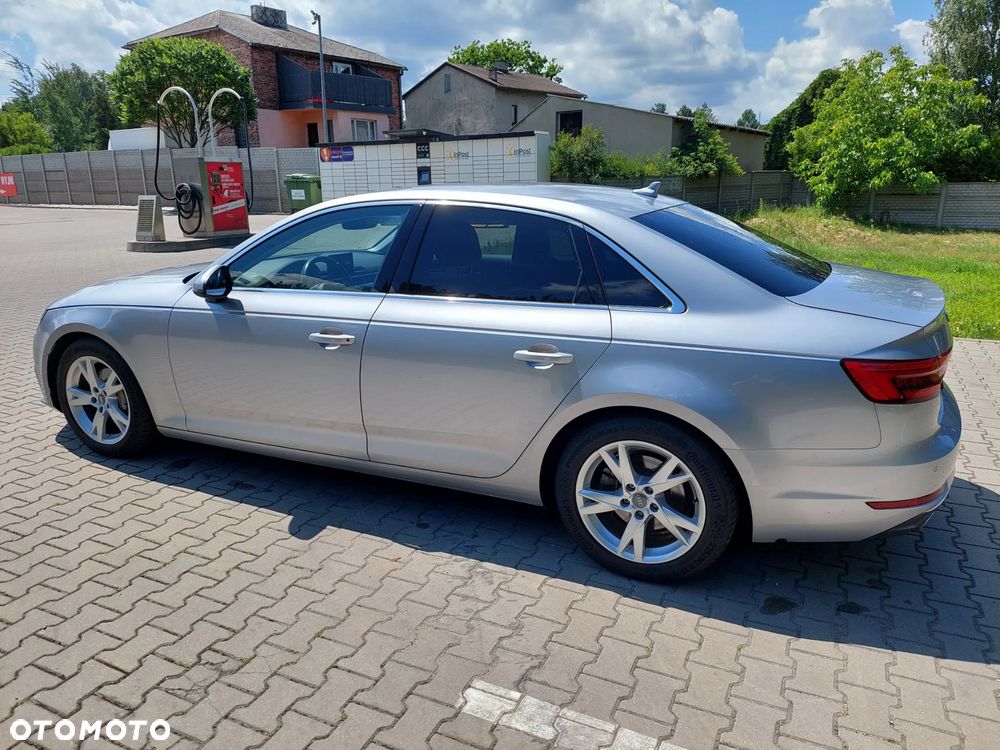 Audi A4 Limousine 2.0 TDI ultra S tronic sport - 6
