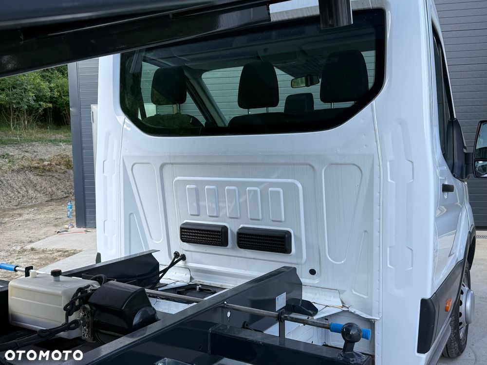 Ford Transit - 24