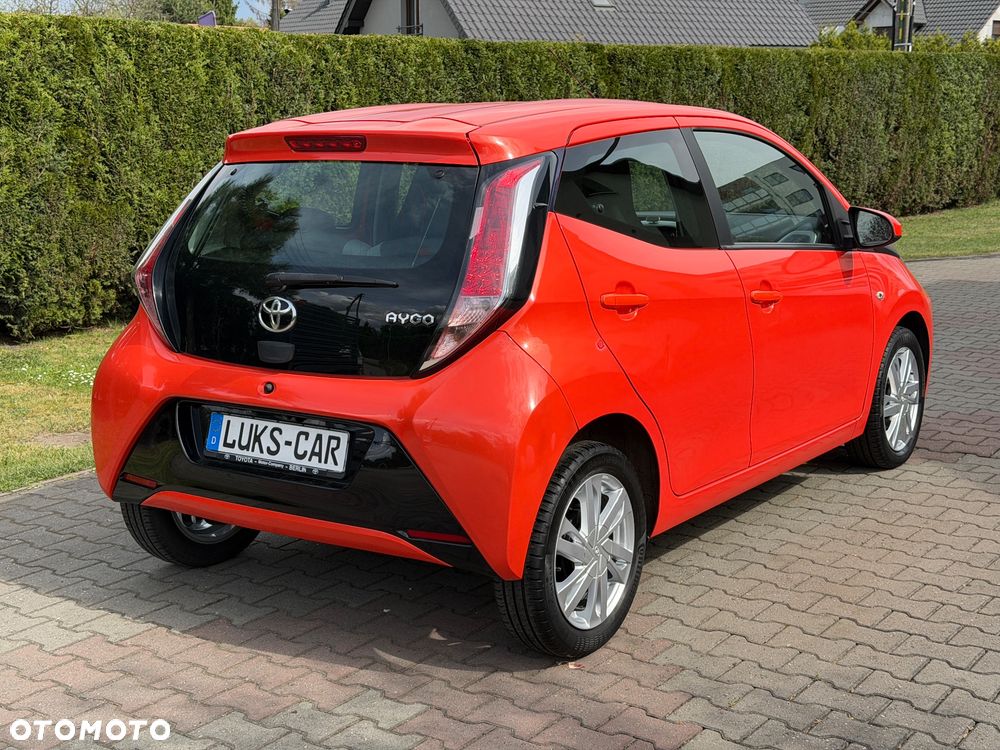 Toyota Aygo x-clusiv - 7