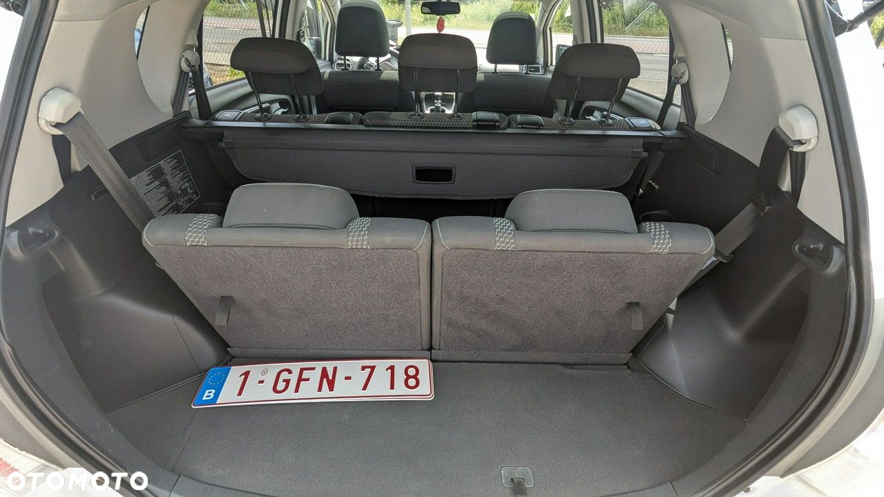 Toyota Verso - 39