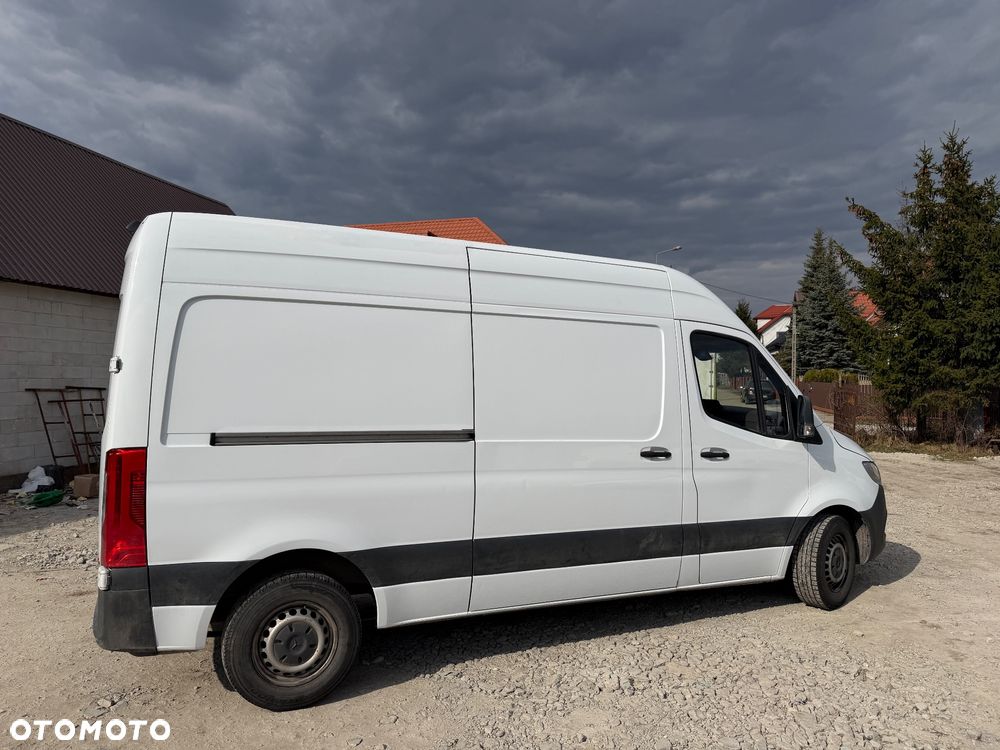 Mercedes-Benz Sprinter 314 - 11