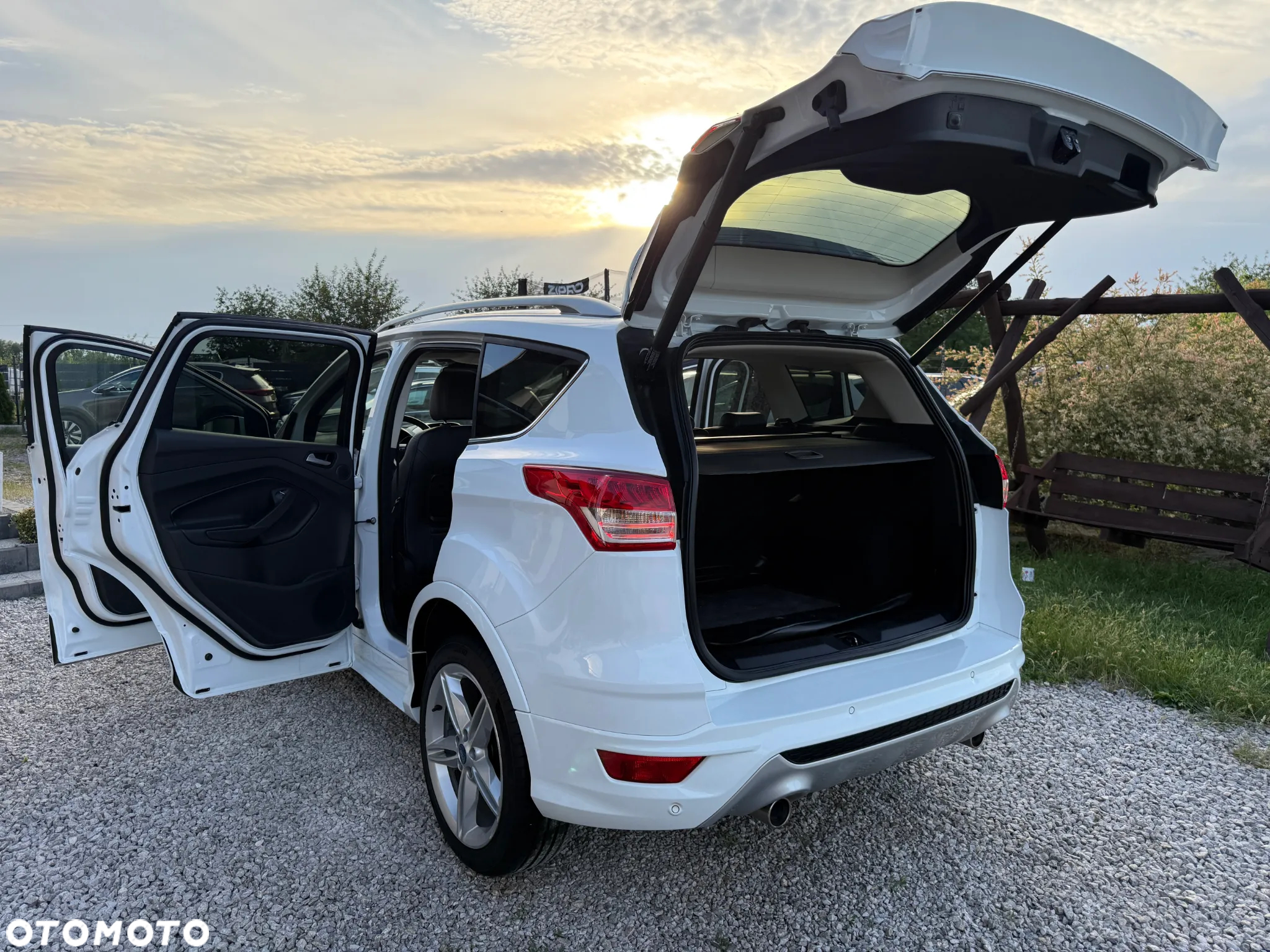 Ford Kuga 2.0 TDCi AWD ST-Line - 18