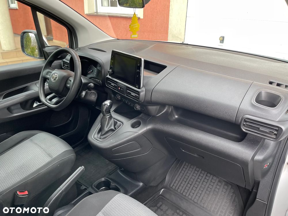 Toyota Proace City Verso 1.5 D-4D Business - 11