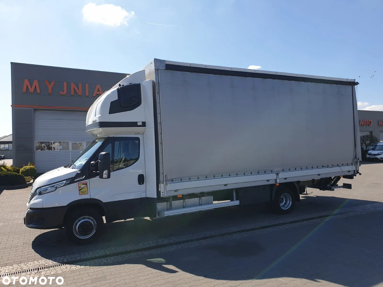 Iveco DAILY 72C18 70C18 HI-MATIC EURO 6E FIRANKA+SUWANY DACH+WINDA 1000 kg - 2