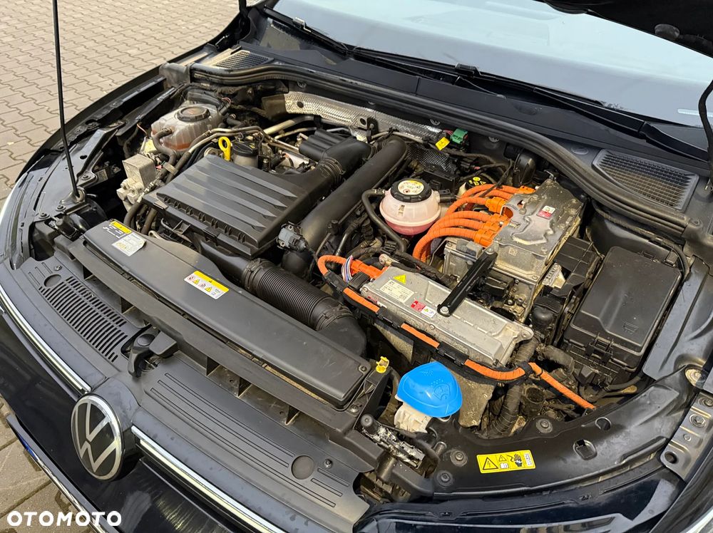 Volkswagen Golf 1.4 eHybrid OPF DSG Style - 20