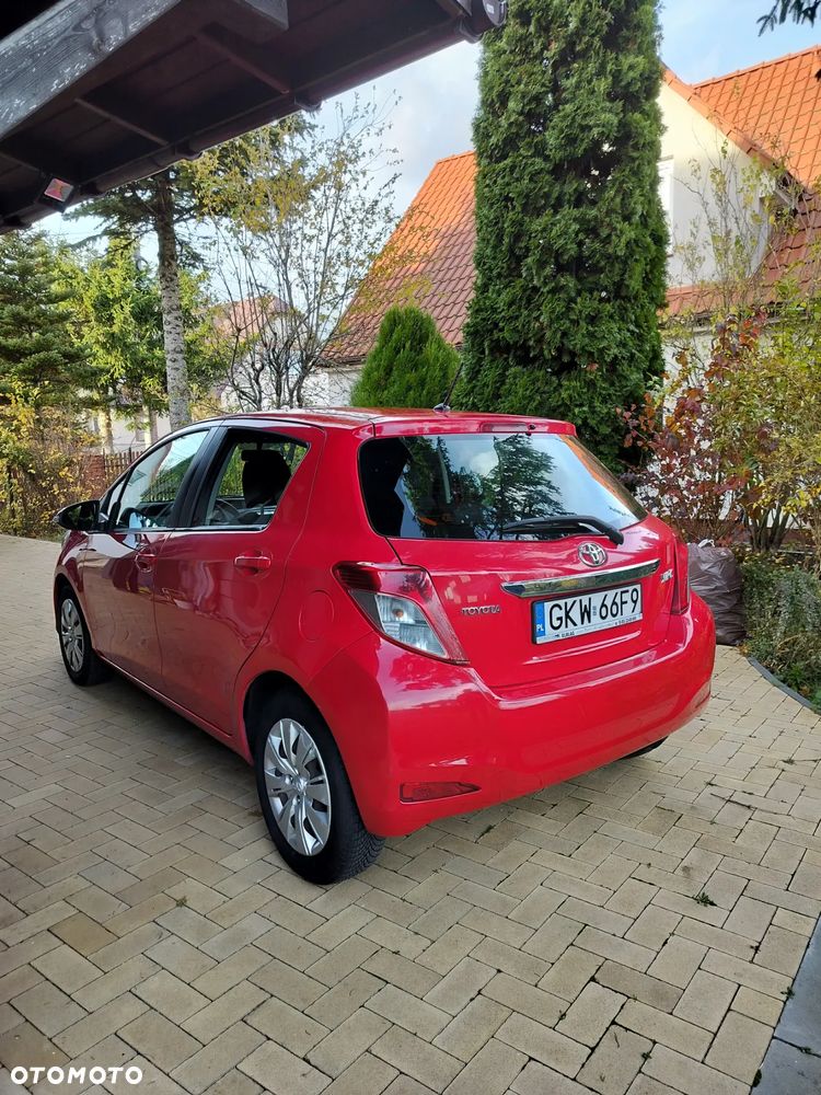 Toyota Yaris - 2