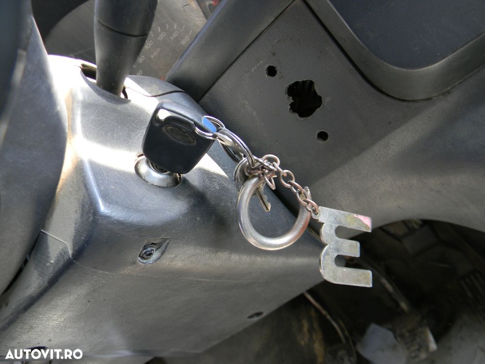 Dezmembrari  Ford TRANSIT Mk 4  2000  > 2014 2.0 DI (F_E_, F_F_) Moto - 15