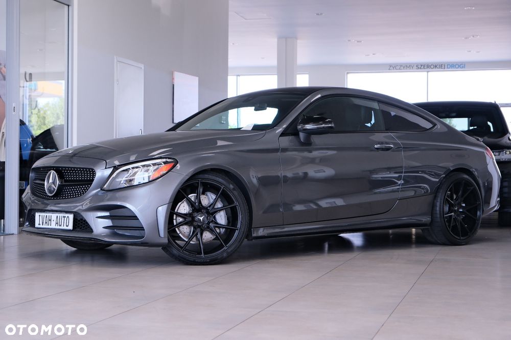 Mercedes-Benz Klasa C 300 9G-TRONIC AMG Line - 16