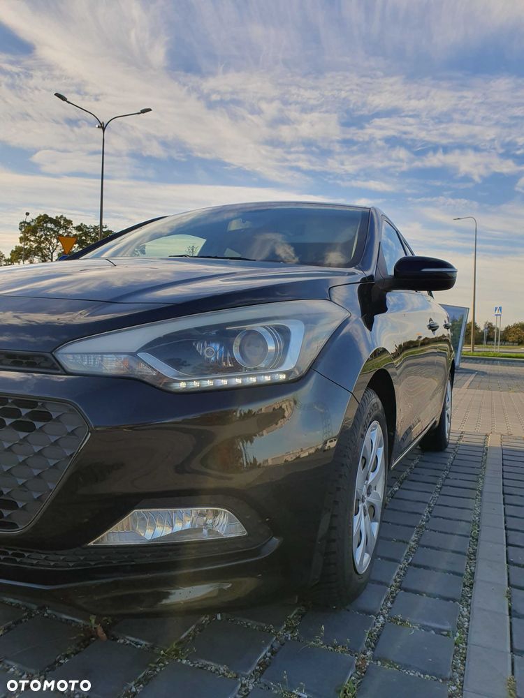 Hyundai i20 - 11