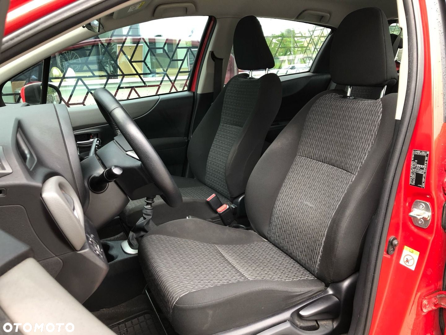 Toyota Yaris 1.33 Active - 6