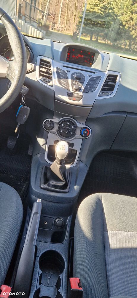 Ford Fiesta 1.25 Champions Edition - 10