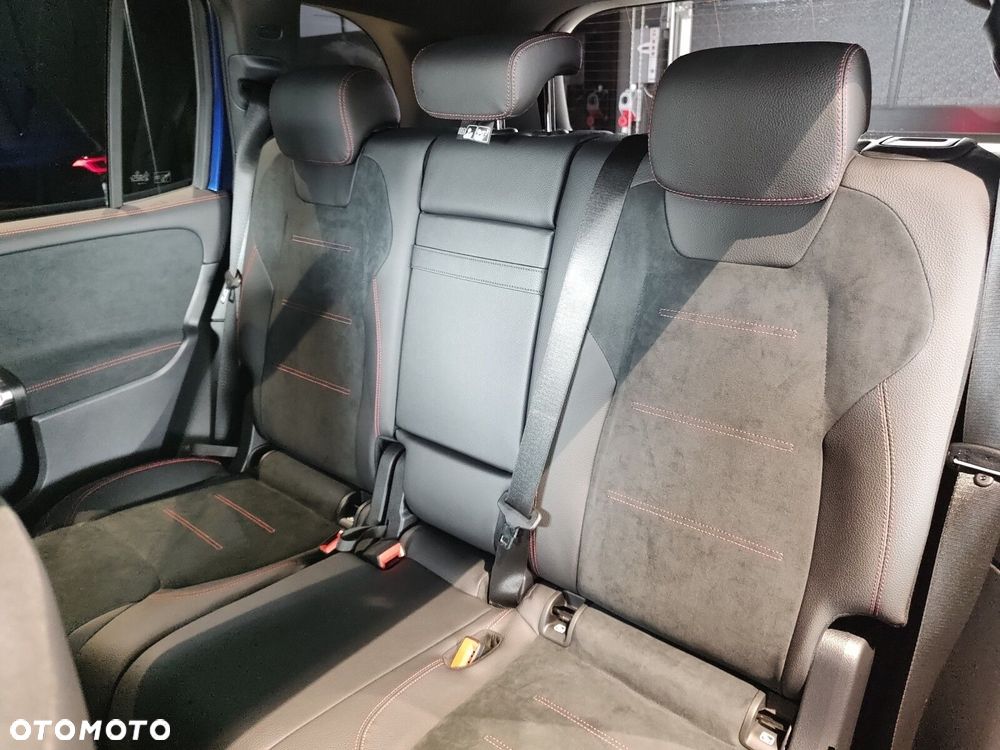 Mercedes-Benz GLB 200 AMG Line 7G-DCT - 14