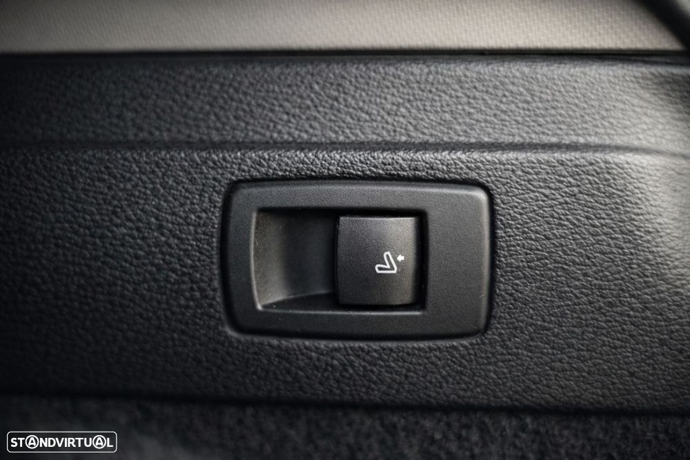 BMW X1 xDrive25d Aut. Sport Line - 24