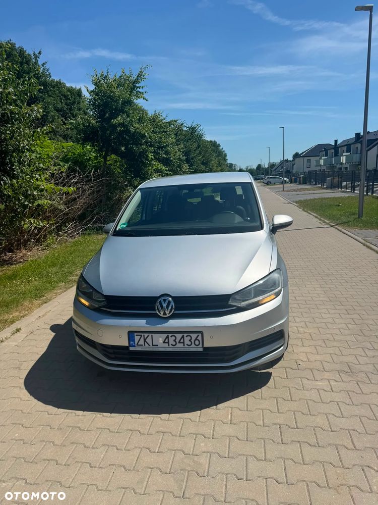 Volkswagen Touran - 3