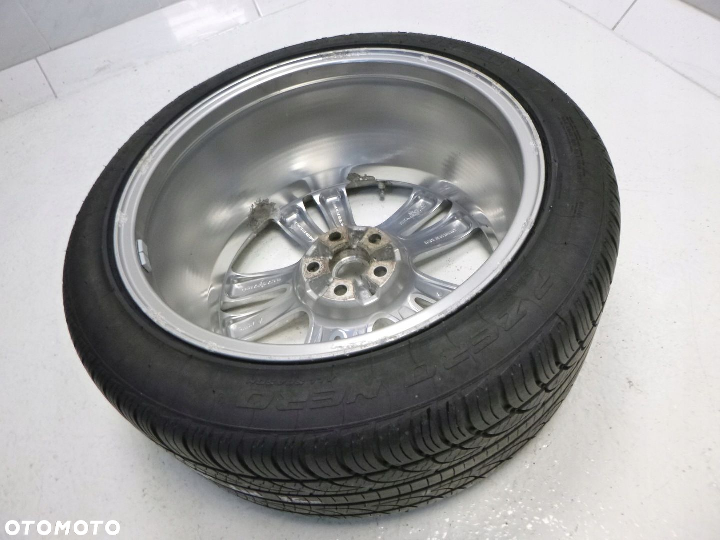 JAGUAR XF XE XJ 10X19 ORYGINALNA FELGA ALUMINIOWA R19 ET46 5x108 OPONA PIRELLI 275/40 WIELOSEZON KOŁO - 12