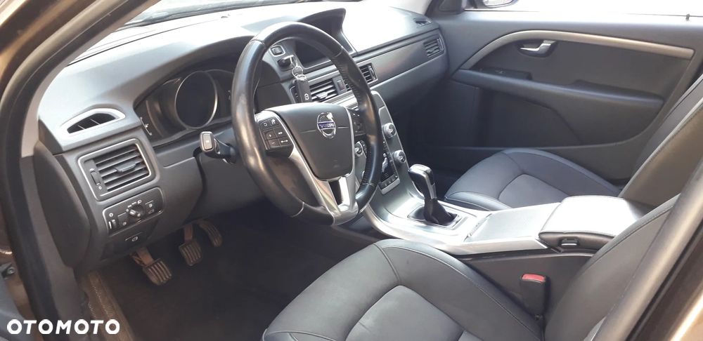 Volvo XC 70 - 5