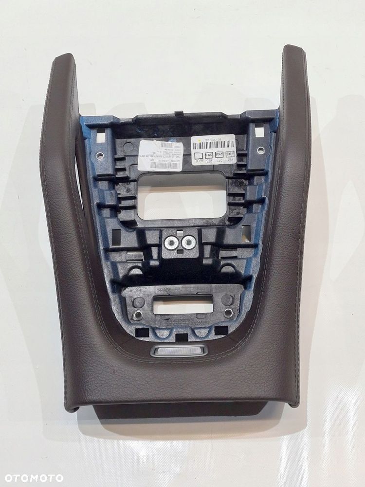 tunel środkowy ramka mercedes gle w167 a1676801601 - 2