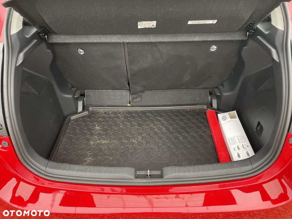 Toyota Yaris 1.5 Comfort CVT - 25