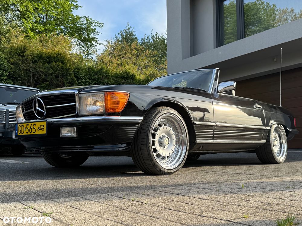 Mercedes-Benz SL - 1