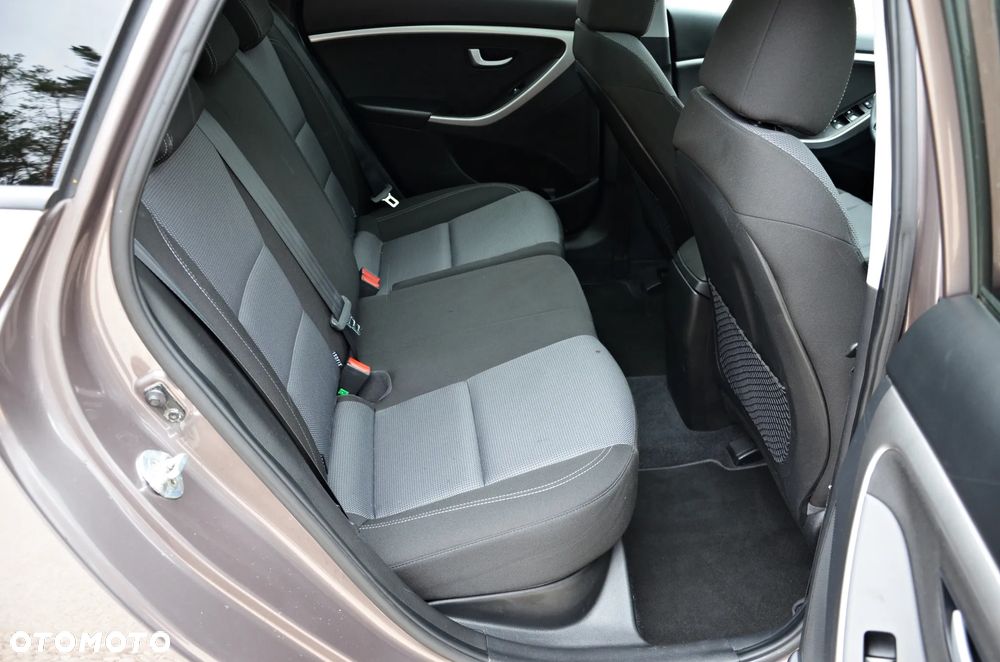 Hyundai i30 - 34