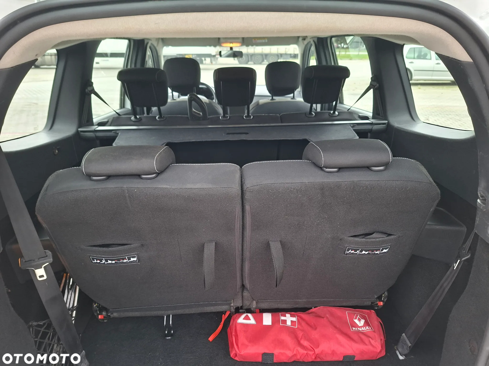 Dacia Lodgy 1.5 Blue dCi Stepway S&S - 12