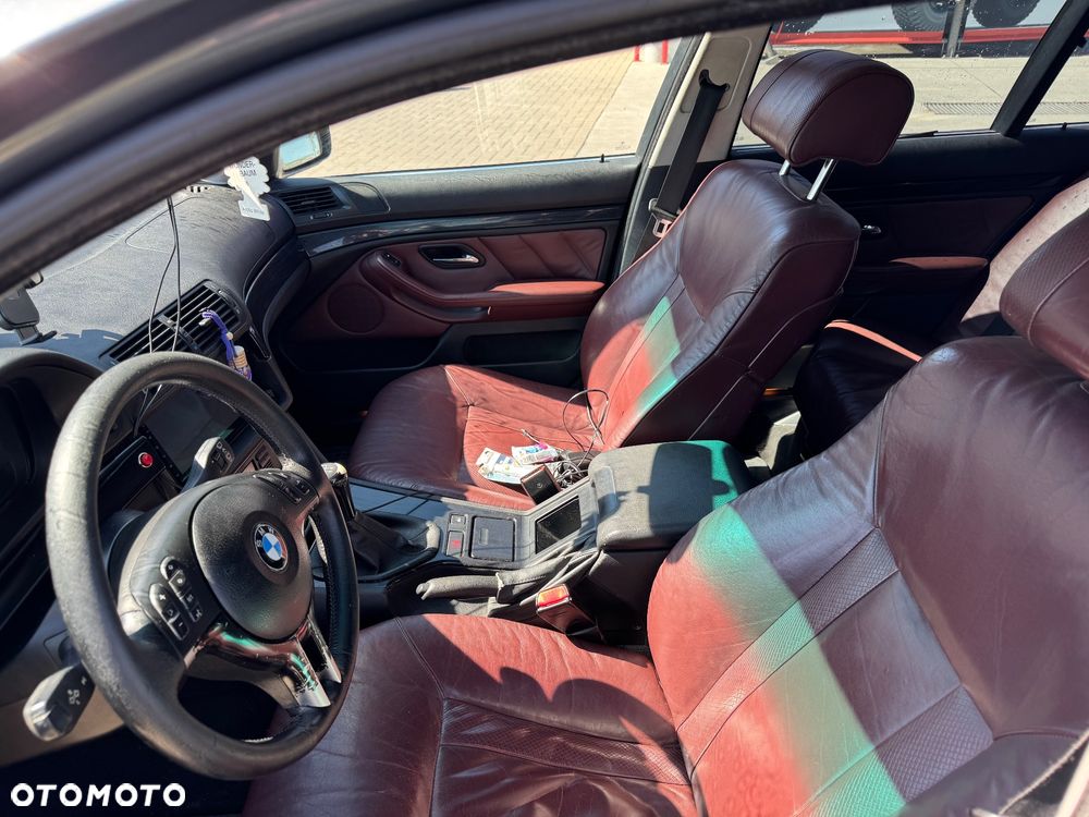 BMW Seria 5 - 12