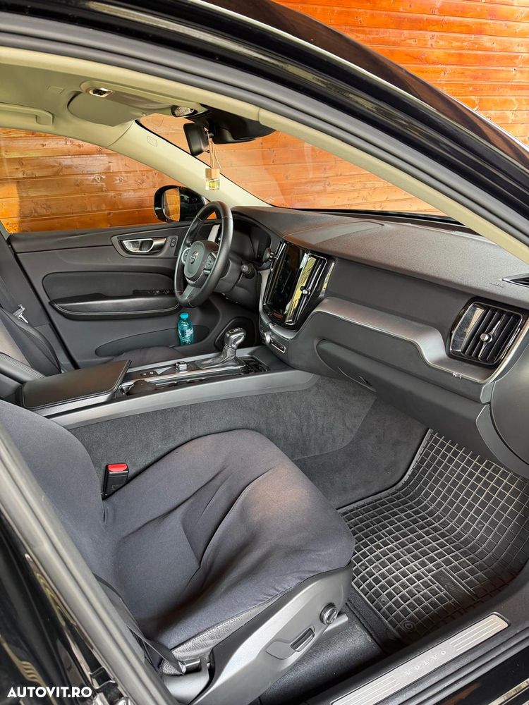 Volvo XC 60 D4 AWD Momentum - 12