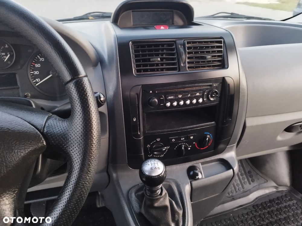 Peugeot Expert - 25
