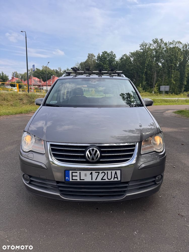 Volkswagen Touran 1.4 TSI Highline DSG - 3