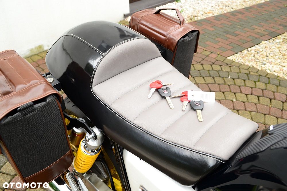 Honda CB - 8