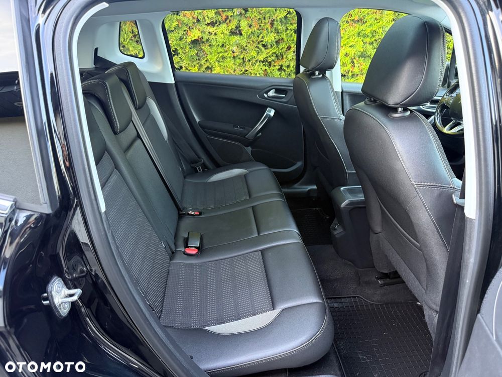 Peugeot 2008 BlueHDi 100 STOP & START Allure - 20